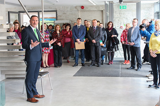 Ambassador Flood at the opening of Irish Week in Kuressaare Ametikool, Saaremaa. Photo by Valmar Voolaid.