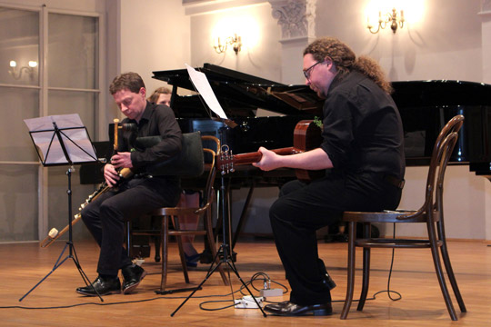 Diarmaid Moynihan (left) and Donncha Moynihan perform. Photo by Marija Crnek.